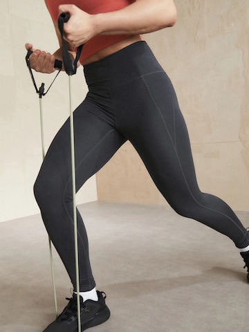 Girlfriend Collective regular Bukser ' Compressive ' i sort