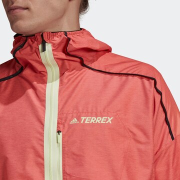 ADIDAS TERREX Ulkoilutakki 'TERREX Agravic' värissä oranssi