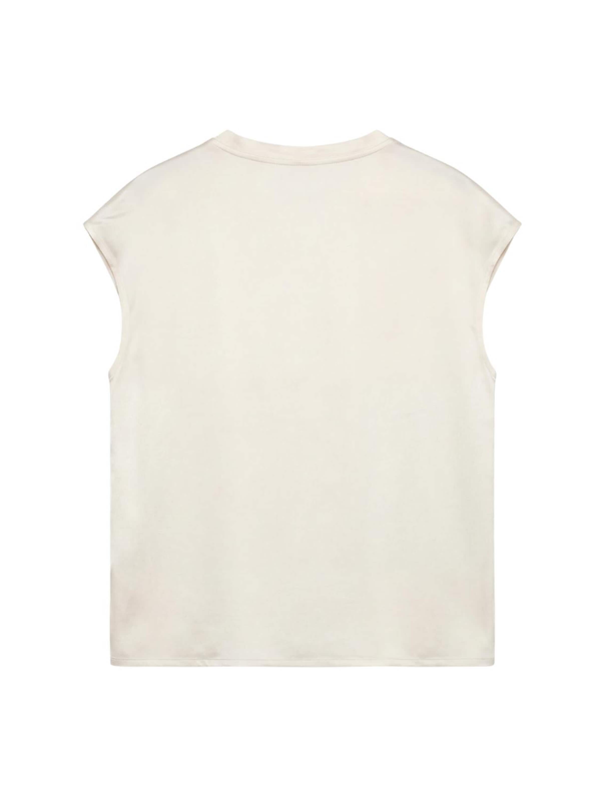 Haut Jayne en blanc