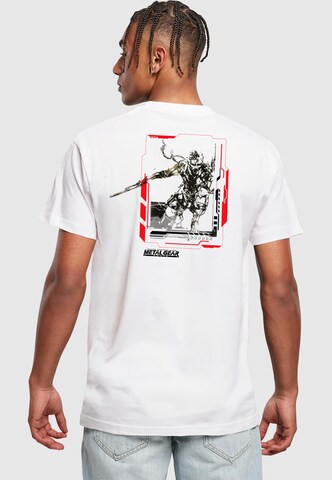Merchcode - Camiseta 'Metal Gear Solid Action' en blanco: frente