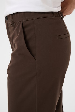 Kaffe - Tapered Pantalón 'Sakura' en marrón