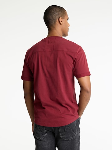 CHASIN' Shirt 'Brody' in Red
