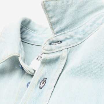 Acne Button Up Shirt in M in Blue