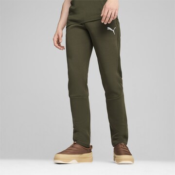 Effilé Pantalon de sport 'Evostripe' PUMA en vert : devant