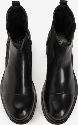 Kazar Studio Chelsea Boots in Schwarz