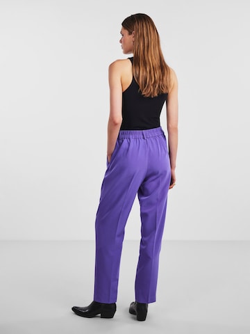 Y.A.S Loose fit Pleat-Front Pants 'AZA' in Purple