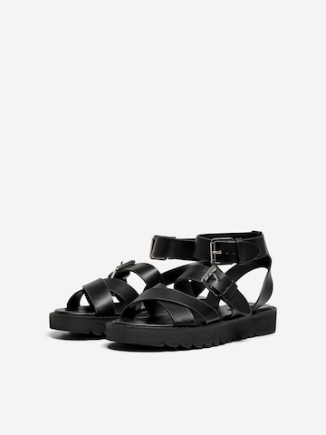 ONLY - Sandalias con hebilla 'Malu' en negro