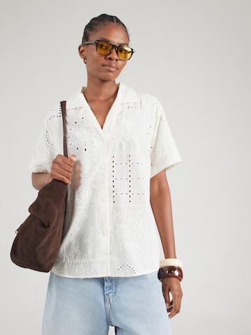 Chemisier 'Francy' Lindex en blanc : devant