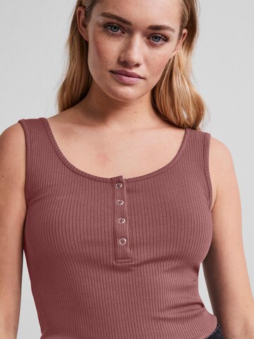 PIECES Top 'PCKitte' in Brown