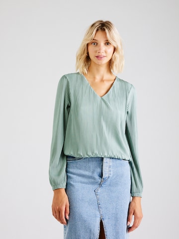 ABOUT YOU Shirt in Groen: voorkant