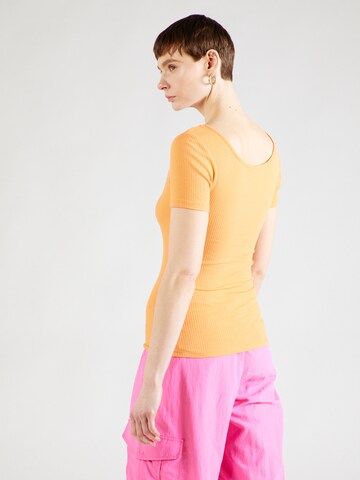 PIECES - Camiseta 'Kitte' en naranja