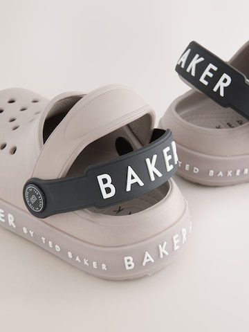 Baker by Ted Baker Обувки за прохождане в сиво