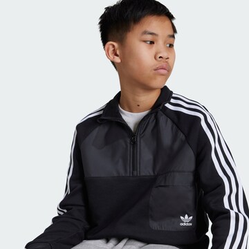 ADIDAS ORIGINALS Sweatshirt 'Trefoil' i svart