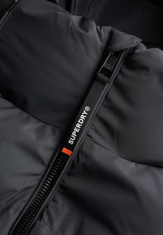 Veste d’hiver Superdry en noir