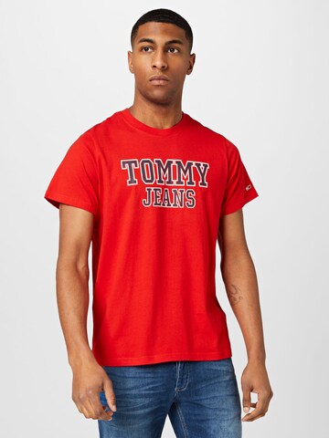 Tommy Jeans Μπλουζάκι 'Essential' σε κόκκινο: μπροστά