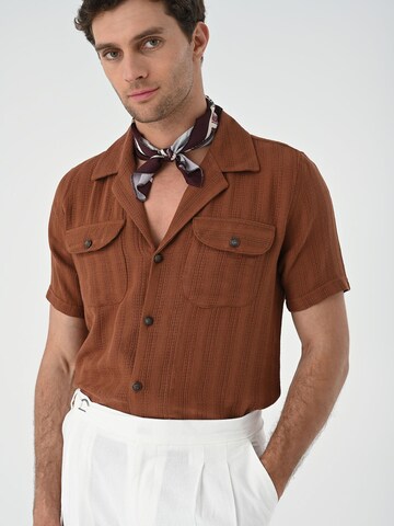 Coupe regular Chemise Antioch en marron