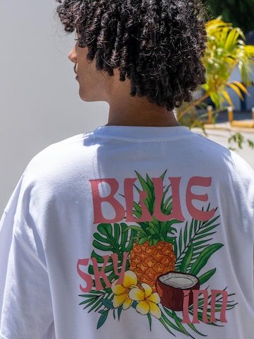 BLUE SKY INN Shirt 'Piña Colada'‌‌‌‌‌ in Weiß