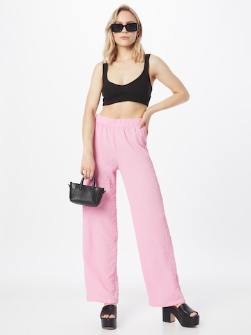 Loosefit Pantalon 'Kemberly' Résumé en rose