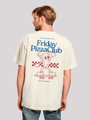 T-Shirt 'Friday Pizza Club' F4NT4STIC en beige : devant