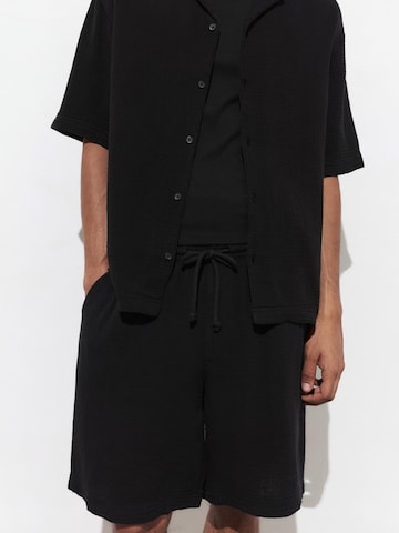 Pull&Bear Normální Kalhoty – černá