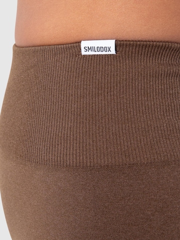 Smilodox Skinny Sportbroek 'Temmy' in Bruin