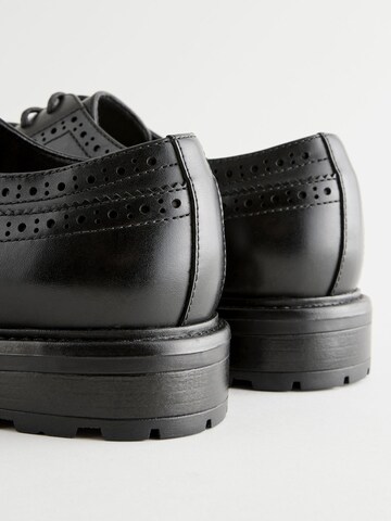 Next - Zapatos con cordón en negro