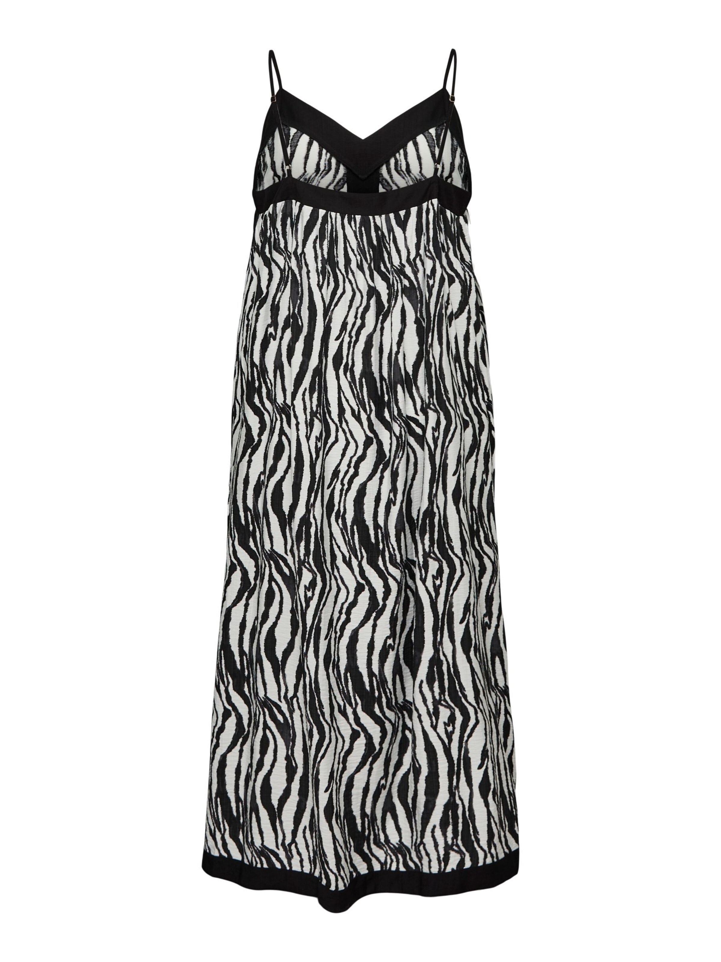 Abito 'VMCDenise' di Vero Moda Curve in nero