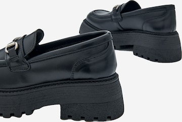 EDITED - Sapato Slip-on 'Xylia' em preto