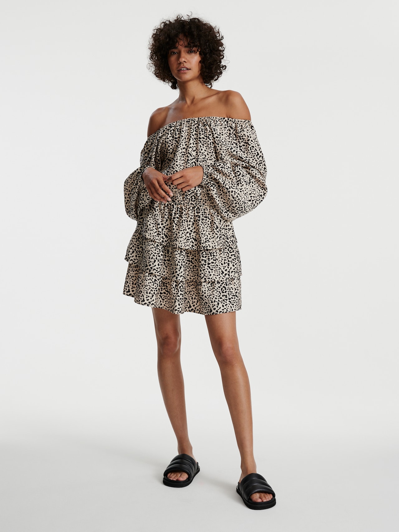 EDITED Robe 'Polina' beige