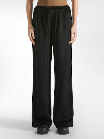 Wide leg Pantaloni di DEHA in nero