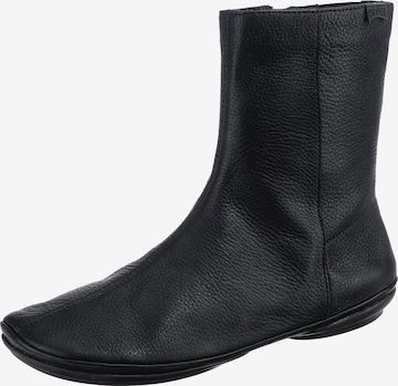 CAMPER Ankle Boots in Black: front