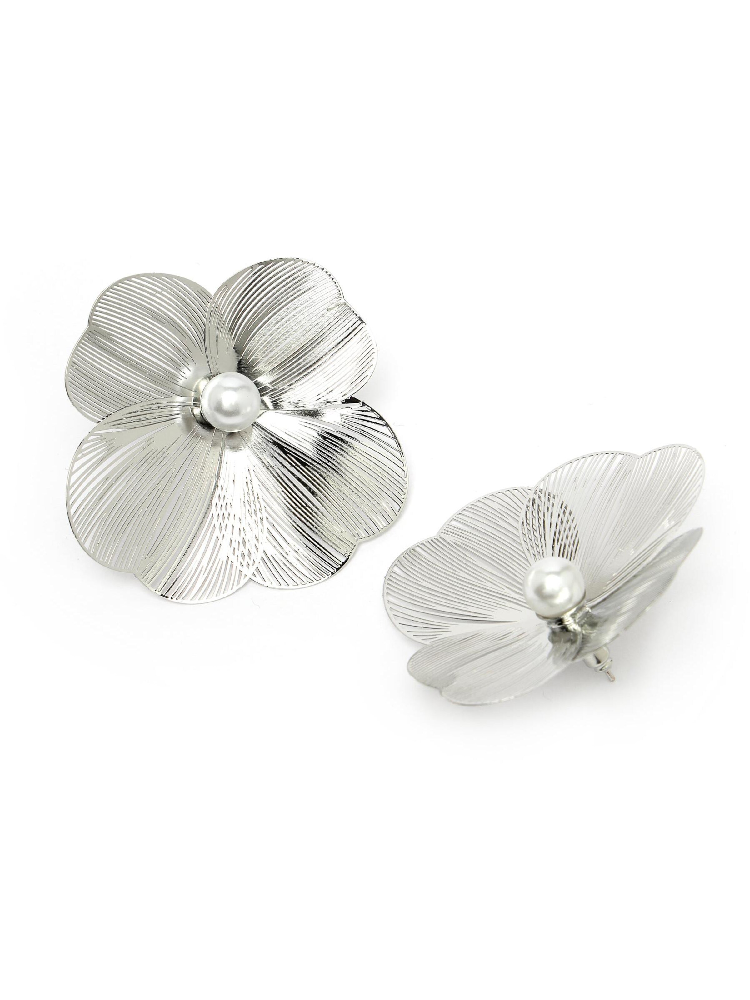 Boucles d'oreilles 'Anikasa' AVANT-GARDE PARIS en argent