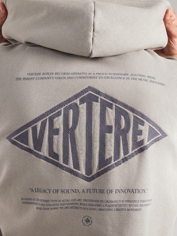 Vertere Berlin Sweatshirt 'CORPORATE' in Grau