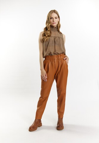 DreiMaster Vintage Tapered Pleat-front trousers 'Incus' in Brown