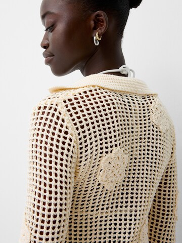 Cardigan Bershka en beige