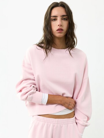 Pull&Bear Суичър в розово: отпред