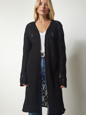 Happiness İstanbul Stickad kappa i svart: framsida