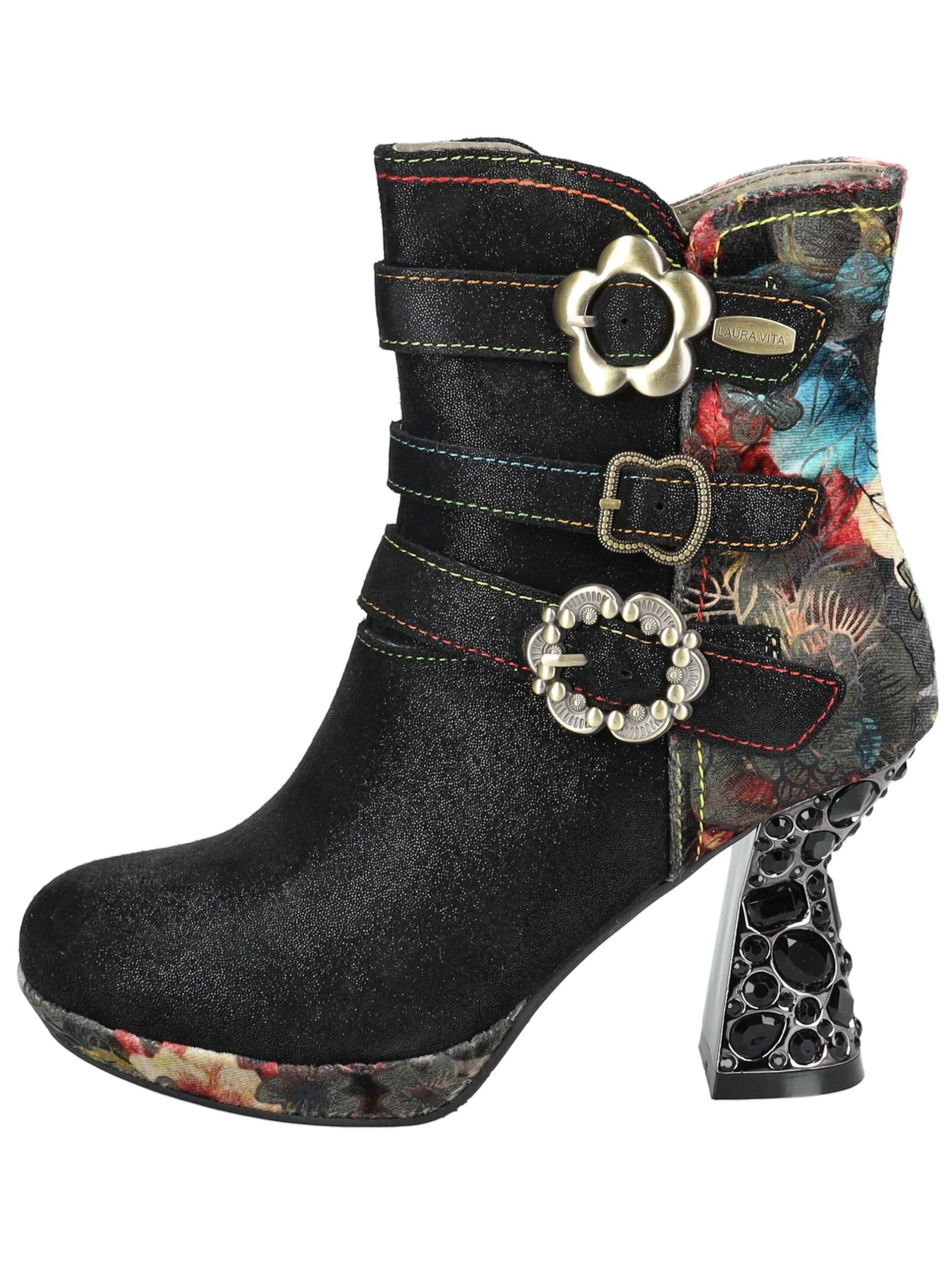 Laura Vita Bootie in Black