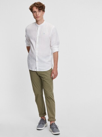 TIMBERLAND - Ajuste estrecho Camisa en blanco