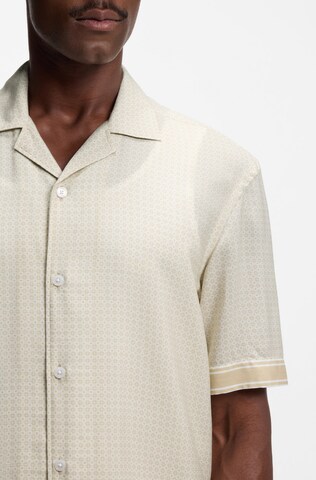 BOSS Comfort Fit Hemd in Beige
