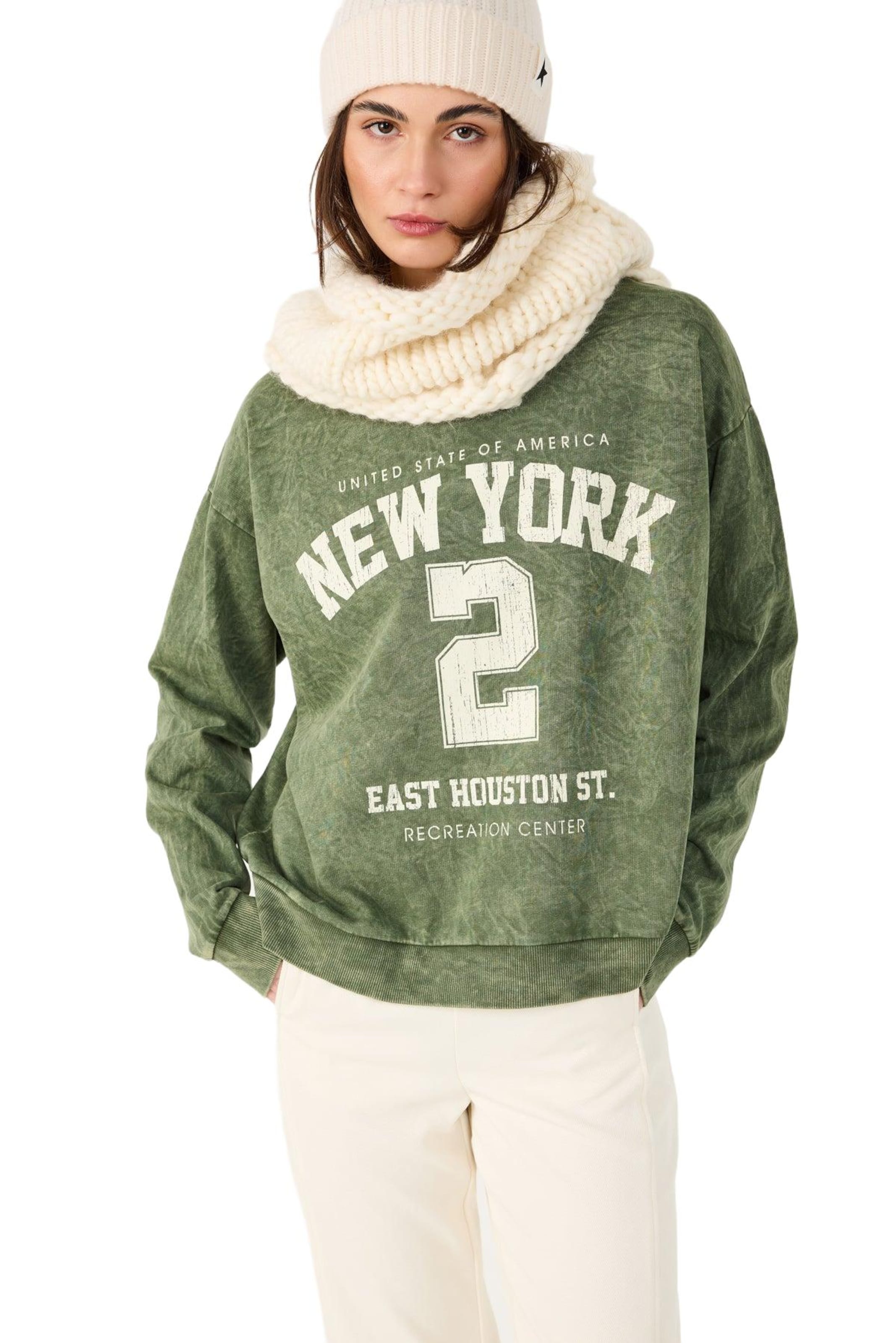 No Matter What Sweatshirt in Green: front