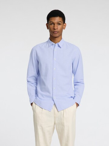 Coupe slim Chemise SELECTED HOMME en bleu : devant