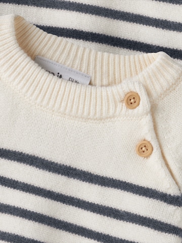 Pull-over 'MOSTRIPEA' NAME IT en blanc