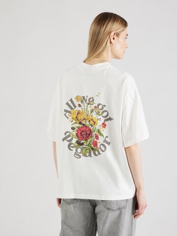 T-shirt 'Rita' Pegador en blanc : devant