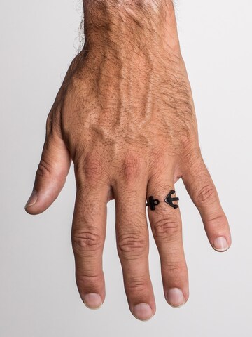 Akitsune Ring 'Anchor' in Black