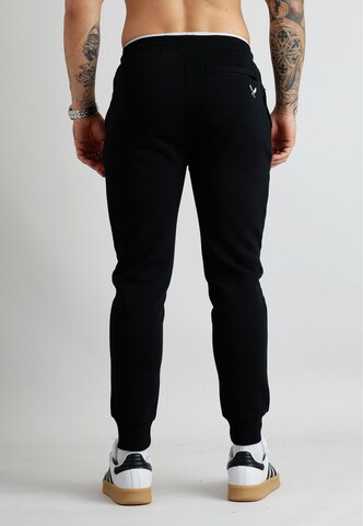 regular Pantaloni sportivi di Distorted People in nero