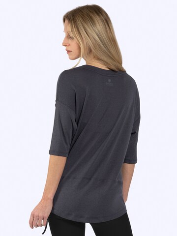 Magadi Sports Top 'Sara' in Grey