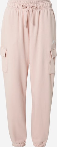 Tapered Pantaloni cargo di Nike Sportswear in rosa: frontale