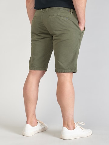 Effilé Pantalon Le Temps Des Cerises en vert