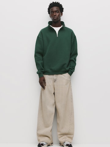 Sweat-shirt Pull&Bear en vert : devant